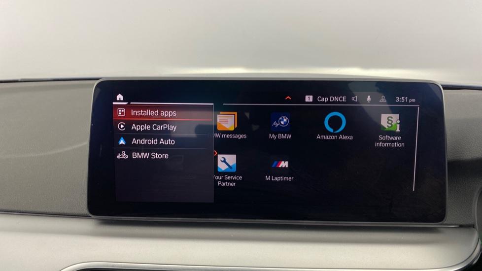 Apple Car Play & Android Auto