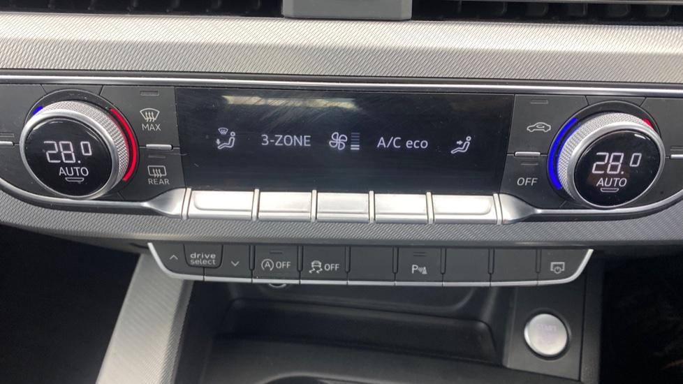 air conditioning and dual Climate control 