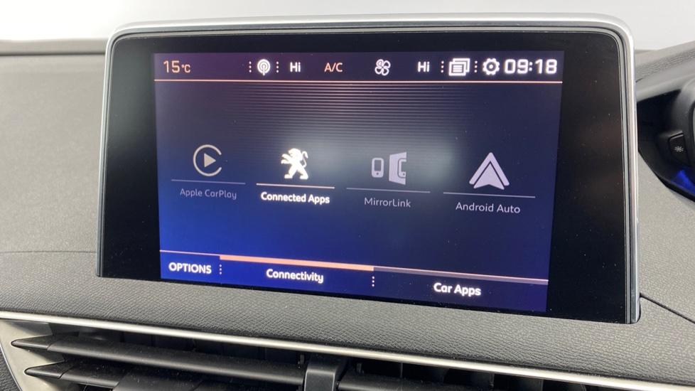 Apple Car Play & Android Auto