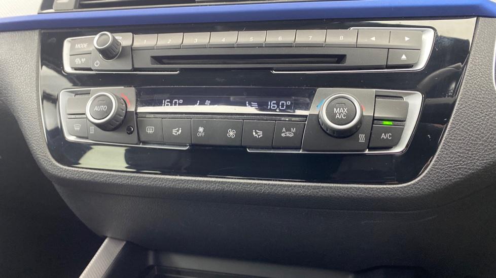 air conditioning and dual Climate control 