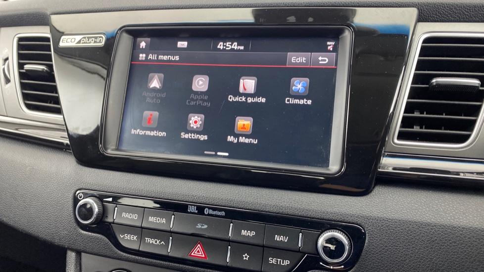 Apple Car Play & Android Auto