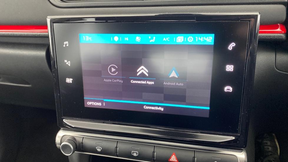 Apple Car Play & Android Auto