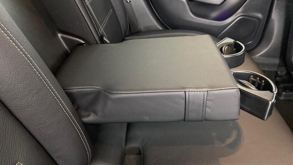 Rear Armrest/ Cup Holder