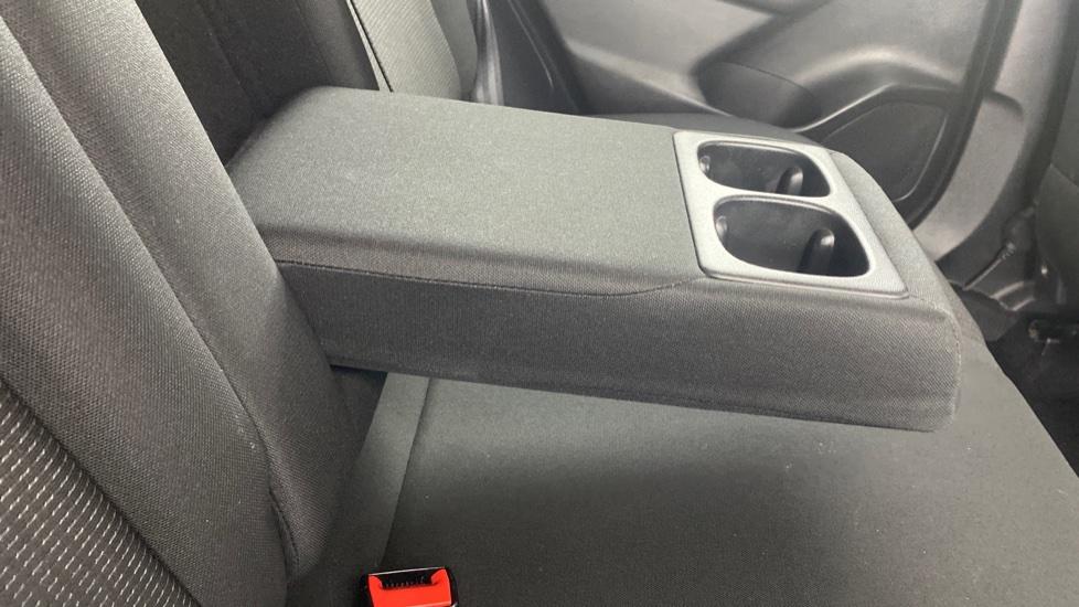 Rear Armrest/ Cup Holder