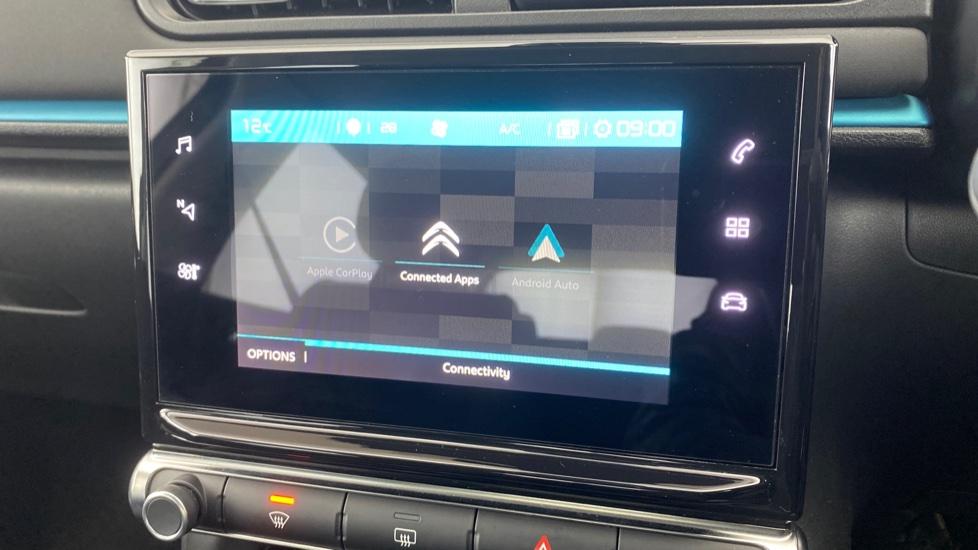 Apple Car Play & Android Auto