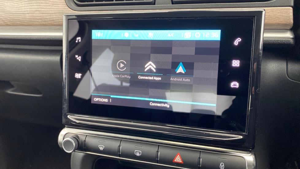 Apple Car Play & Android Auto