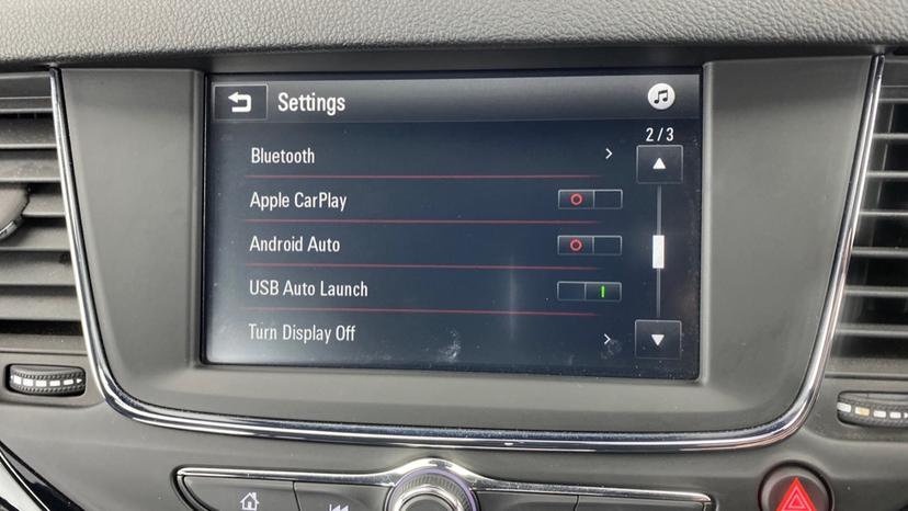 Apple CarPlay and android auto 