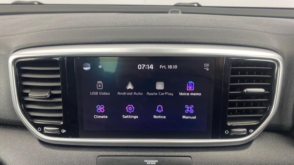 Apple Car Play & Android Auto