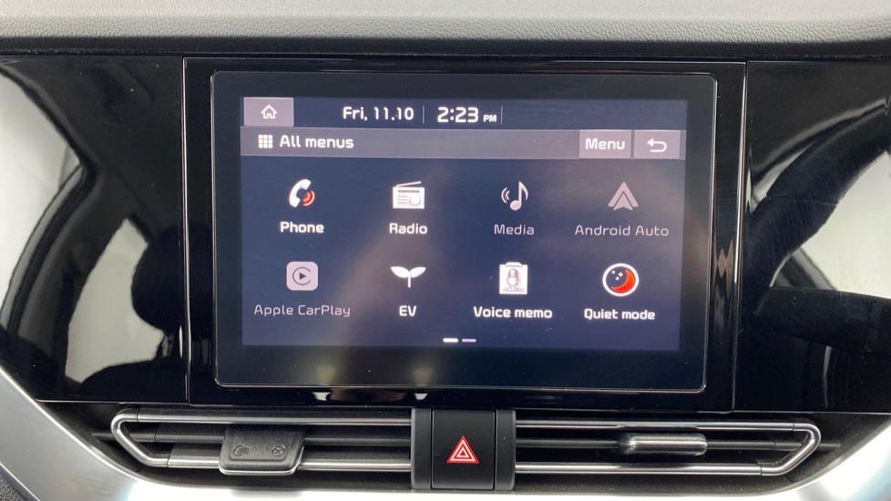 Apple Car Play & Android Auto