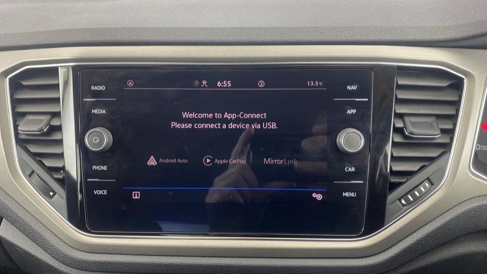 Apple Car Play & Android Auto