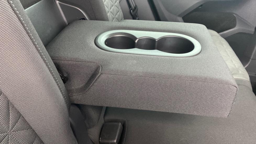 Rear Armrest/ Cup Holder