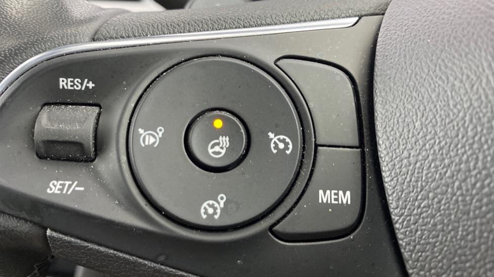 heated steering wheel 