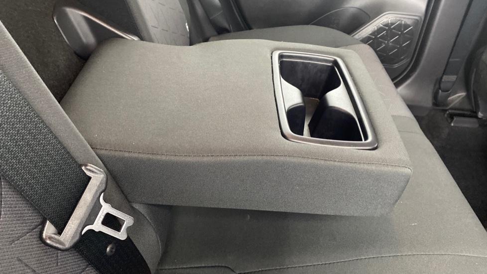 Rear Armrest/ Cup Holder