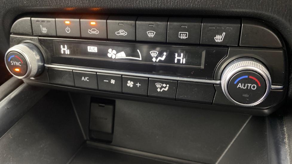 air conditioning and dual Climate control 