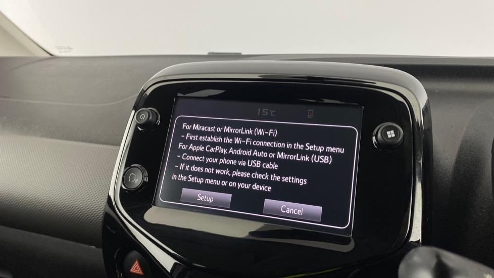 Apple Car Play & Android Auto