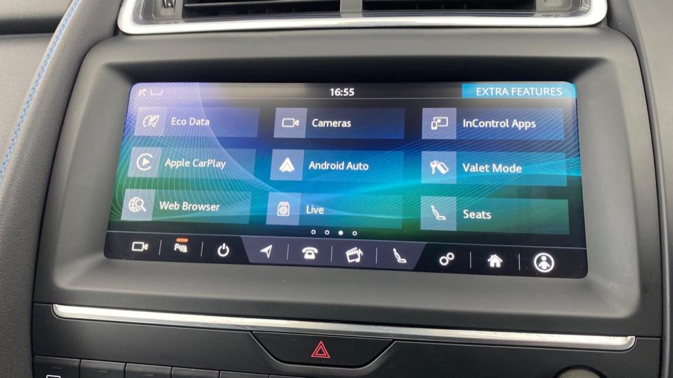 Apple Car Play & Android Auto