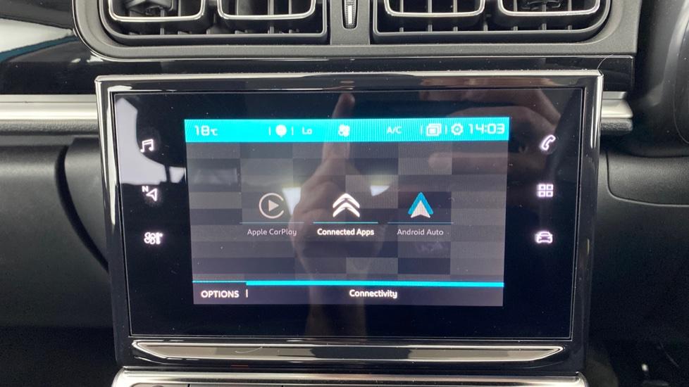 Apple Car Play & Android Auto