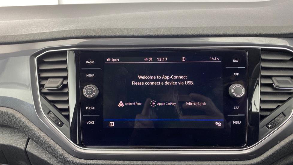 Apple Car Play & Android Auto