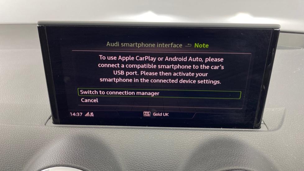 Apple Car Play & Android Auto