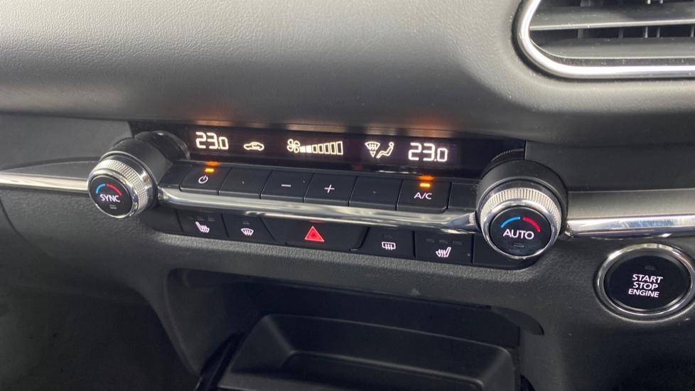 air conditioning and dual Climate control 