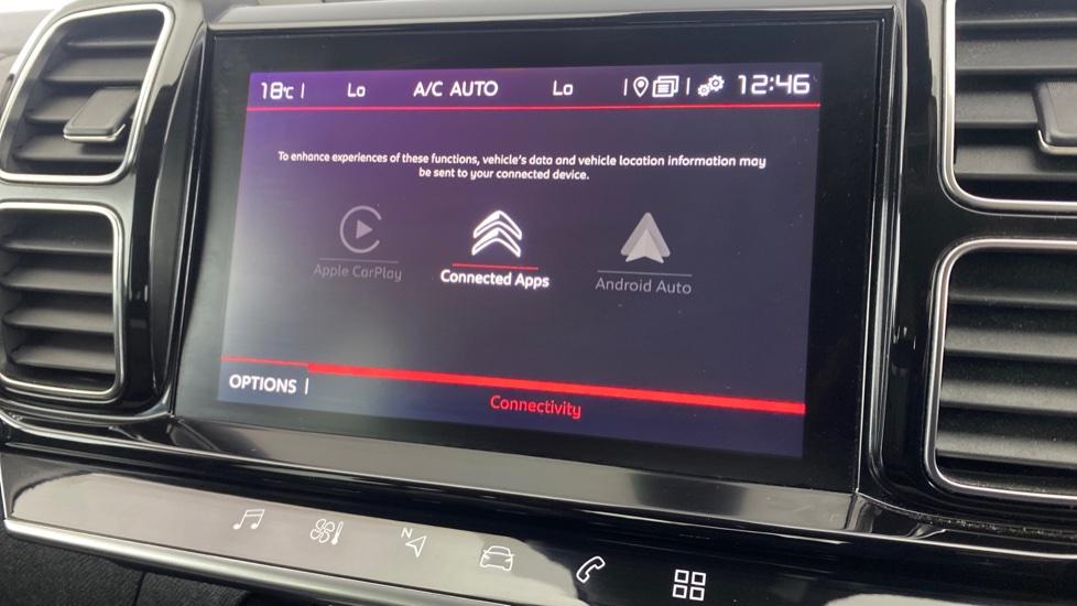 Apple Car Play & Android Auto