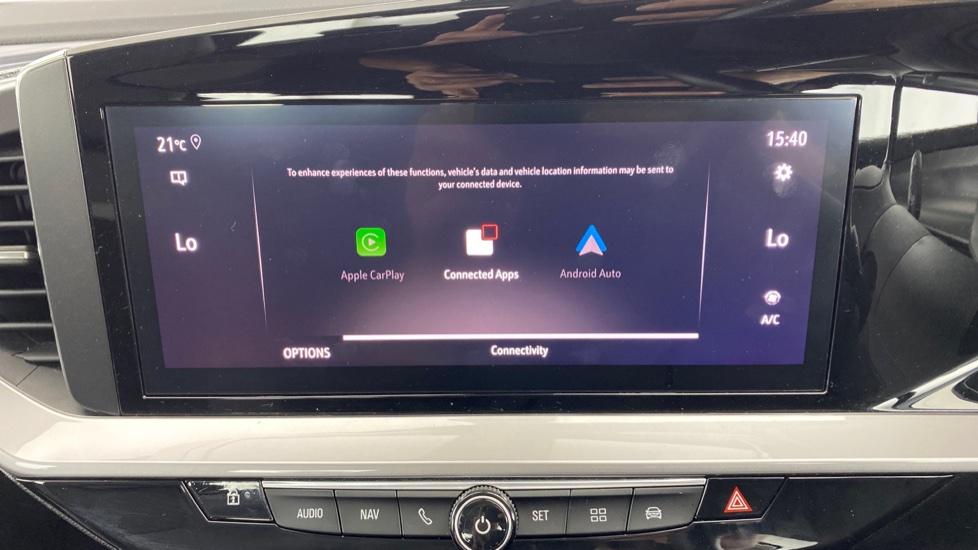 Apple Car Play & Android Auto