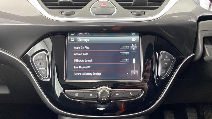 Android auto and Apple CarPlay 