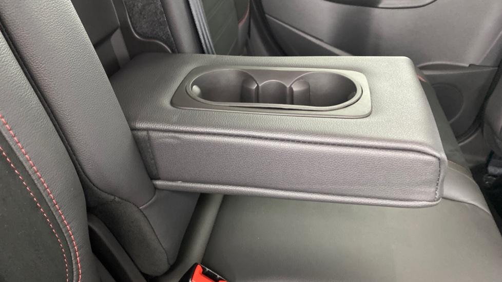 Rear Armrest/ Cup Holder