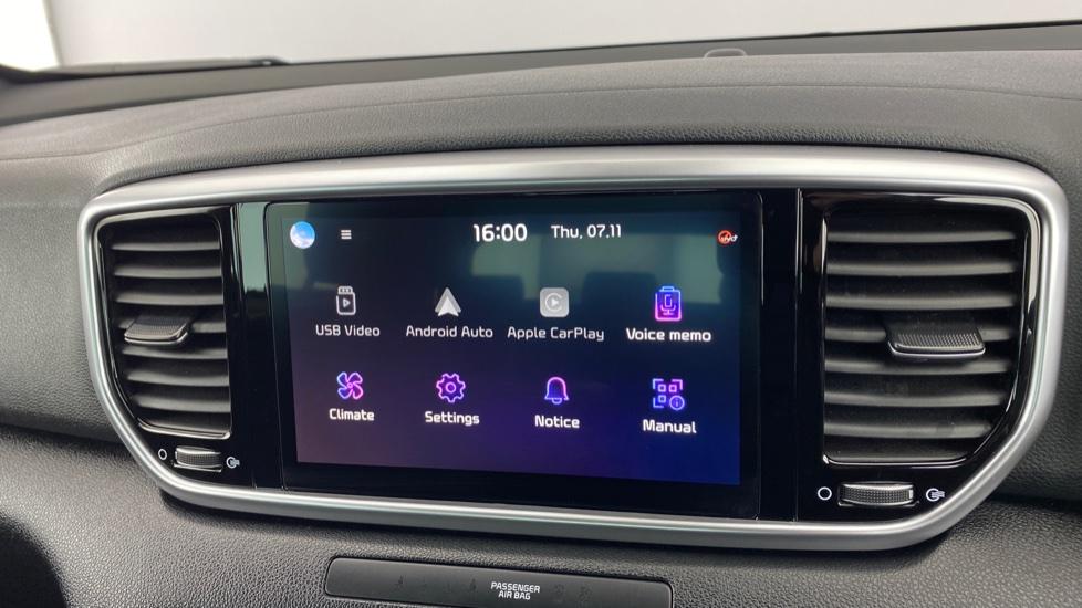 Apple Car Play & Android Auto