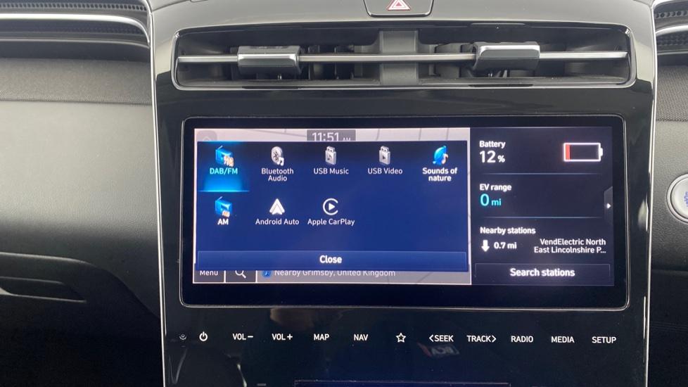 Apple Car Play & Android Auto