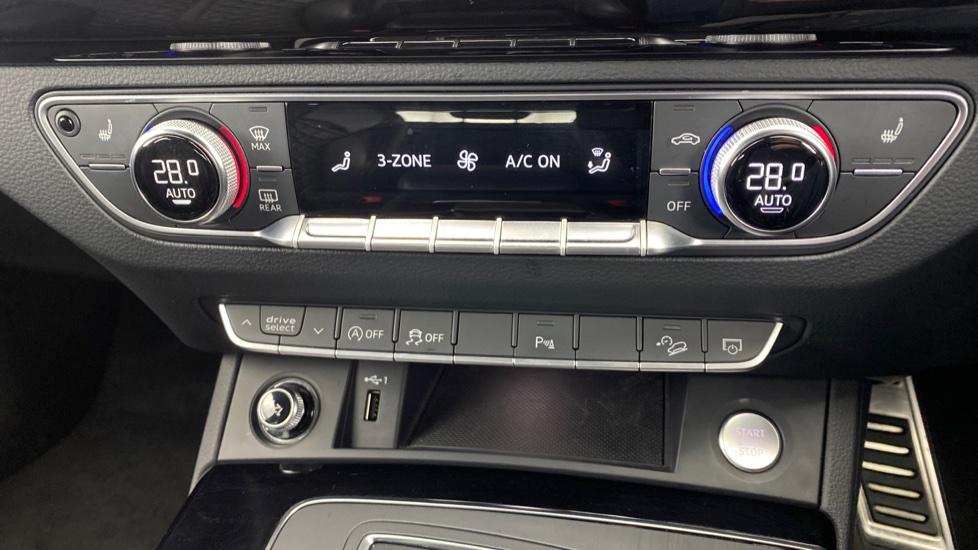 air conditioning and dual Climate control 