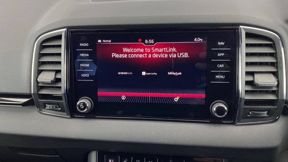 Apple Car Play & Android Auto