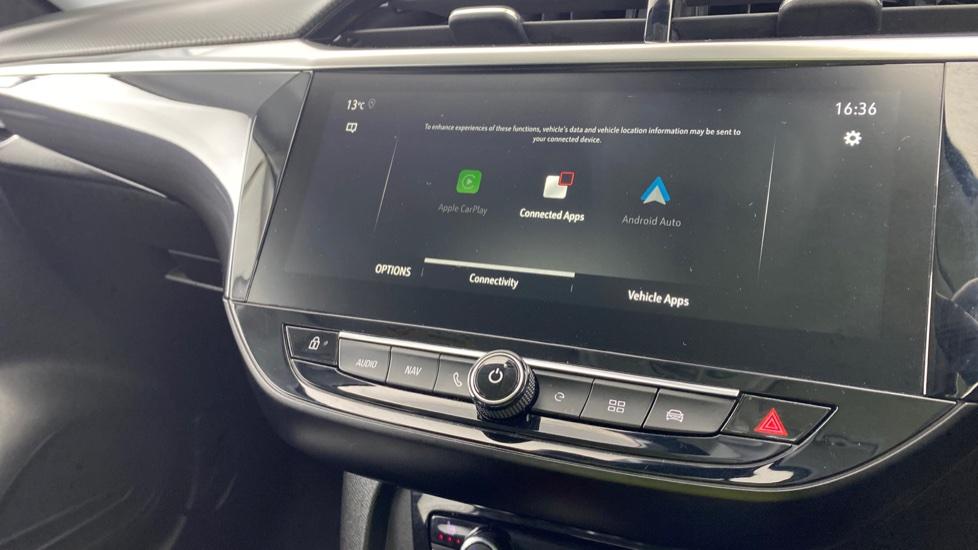 Apple Car Play & Android Auto