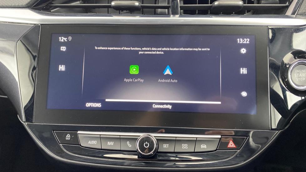 Apple Car Play & Android Auto