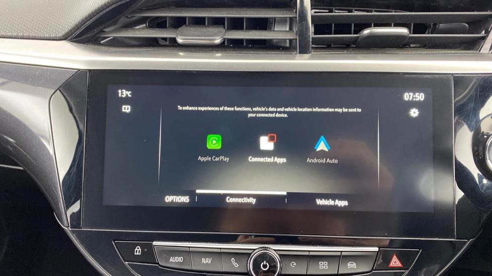 Apple Car Play & Android Auto