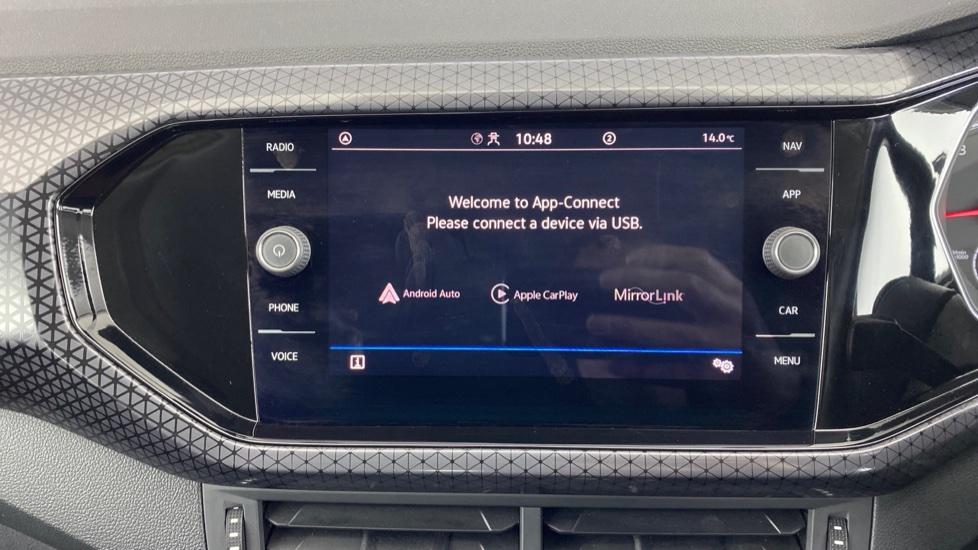 Apple Car Play & Android Auto