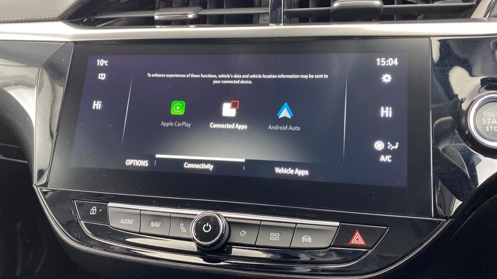 Apple Car Play & Android Auto