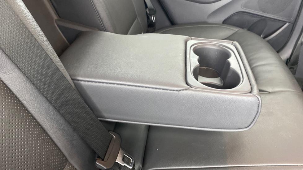 Rear Armrest/ Cup Holder