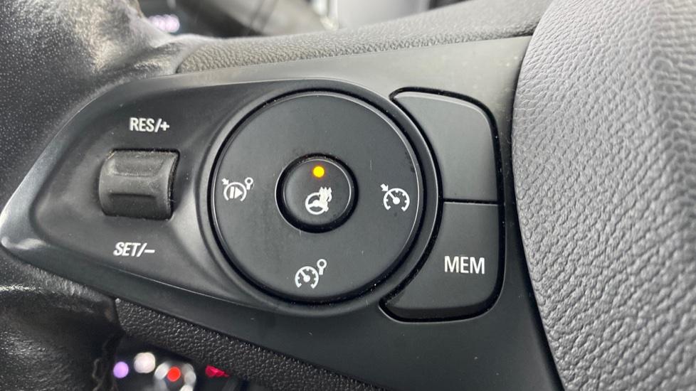 heated steering wheel 