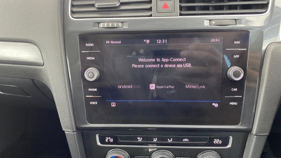 Apple Car Play & Android Auto