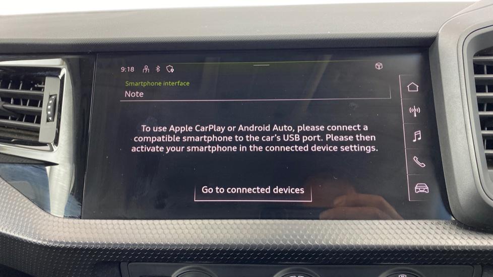 Apple Car Play & Android Auto