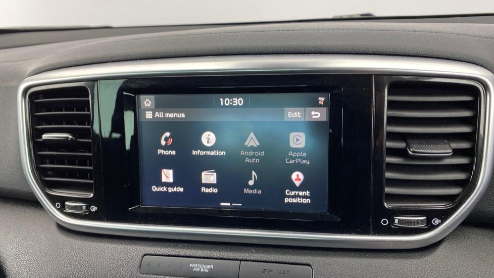 Apple CarPlay and android auto 