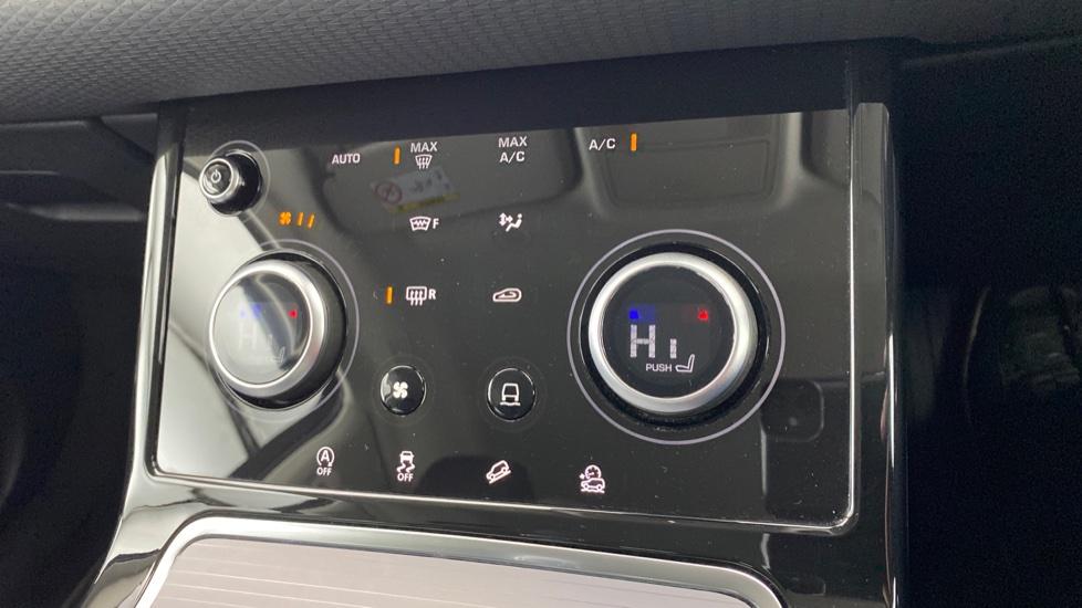 air conditioning and dual Climate control 