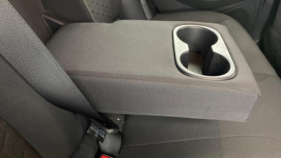 Rear Armrest/ Cup Holder