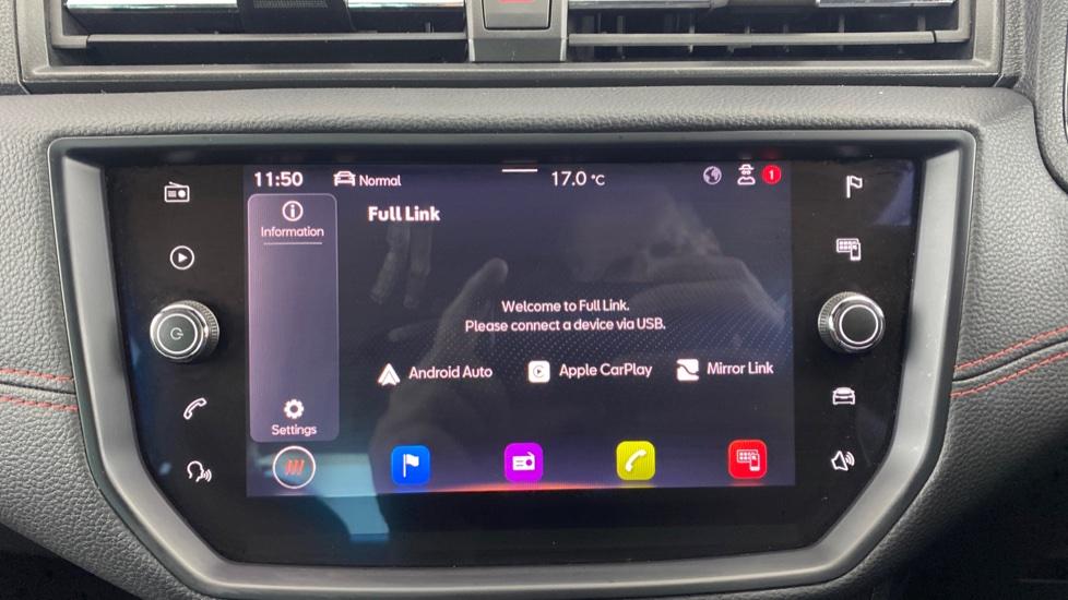 Apple Car Play & Android Auto