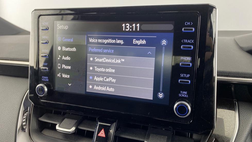 Apple Car Play & Android Auto