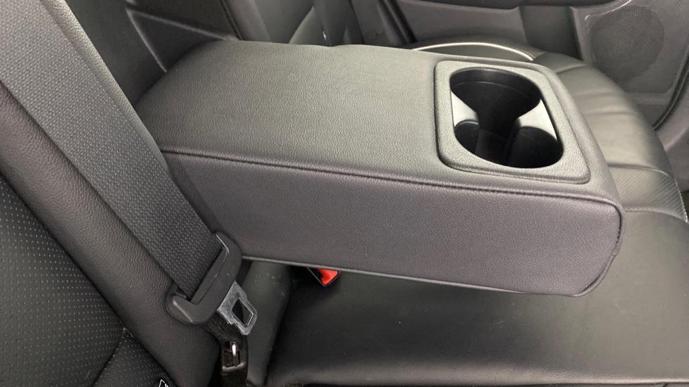 Rear Armrest/ Cup Holder