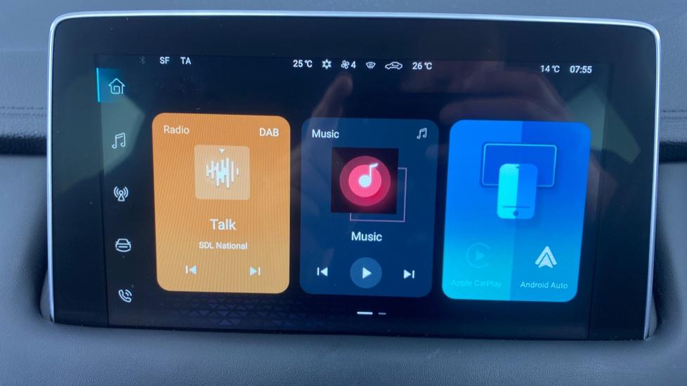 Apple Car Play & Android Auto