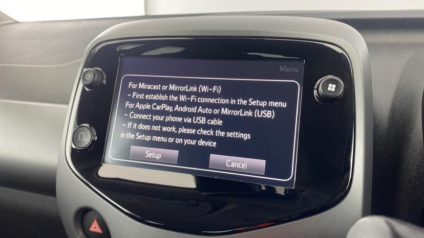 Apple Car Play & Android Auto