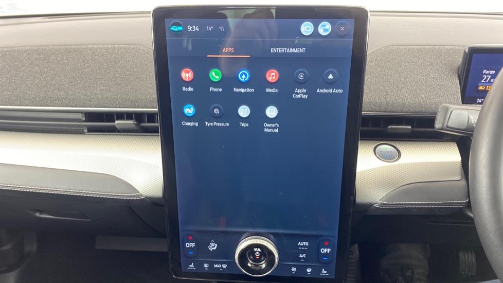 Apple Car Play & Android Auto